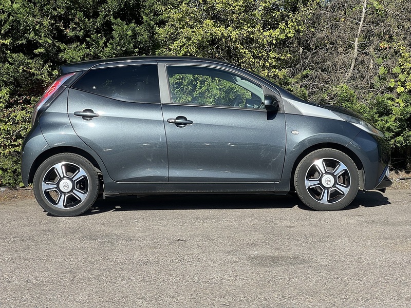 Toyota AYGO VVT-i x-clusiv 2 - U12759