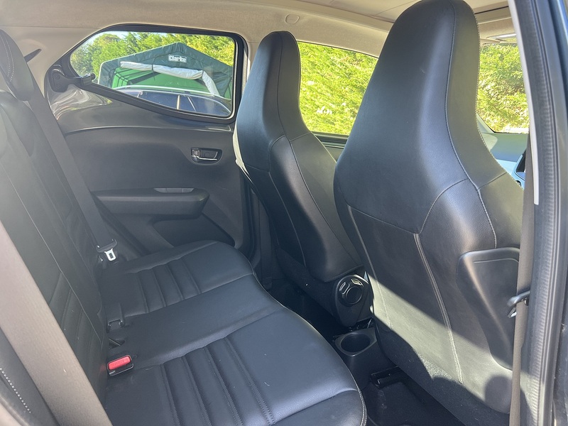 Toyota AYGO VVT-i x-clusiv 2 - U12759