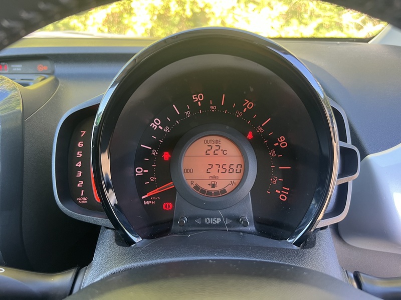 Toyota AYGO VVT-i x-clusiv 2 - U12759