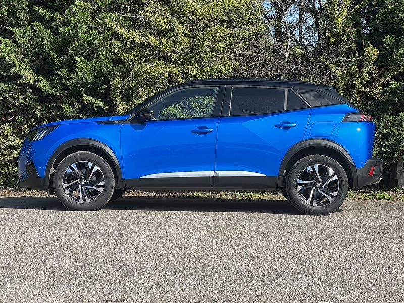 Peugeot 2008 PureTech GT - U12761