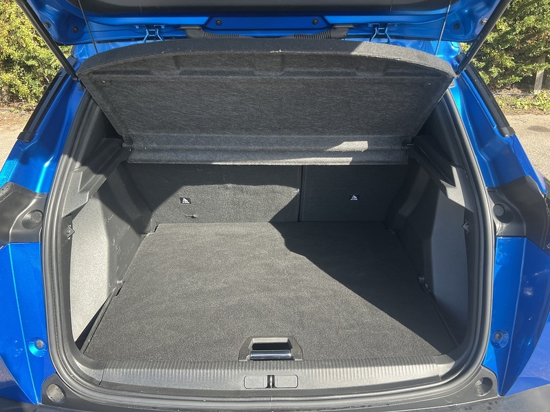 Peugeot 2008 PureTech GT - U12761