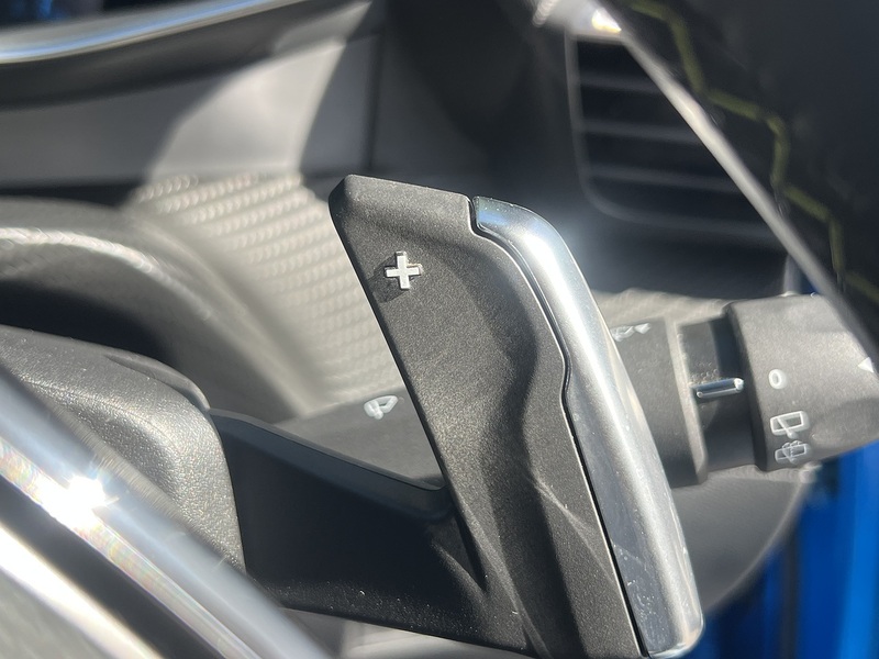 Peugeot 2008 PureTech GT - U12761