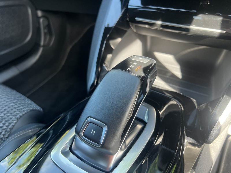 Peugeot 2008 PureTech GT - U12761