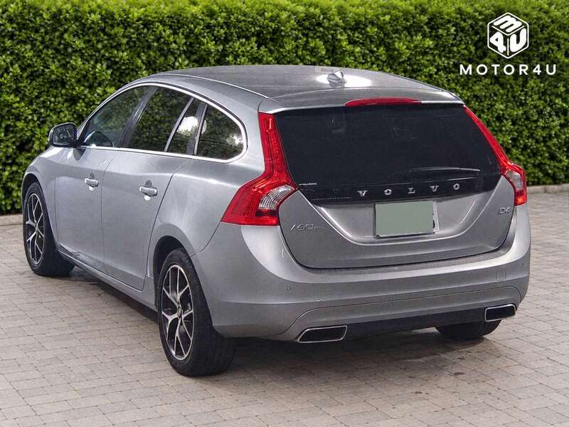 Volvo V60 D4 Se - U12767