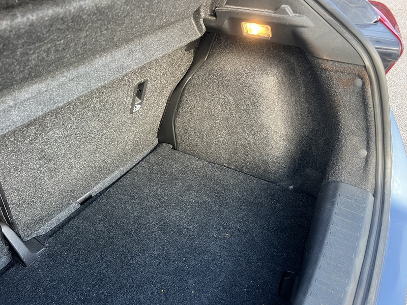 Nissan Micra IG-T Tekna - U12777