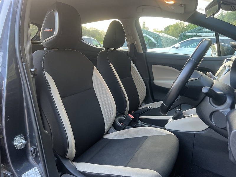 Nissan Micra IG-T Tekna - U12777