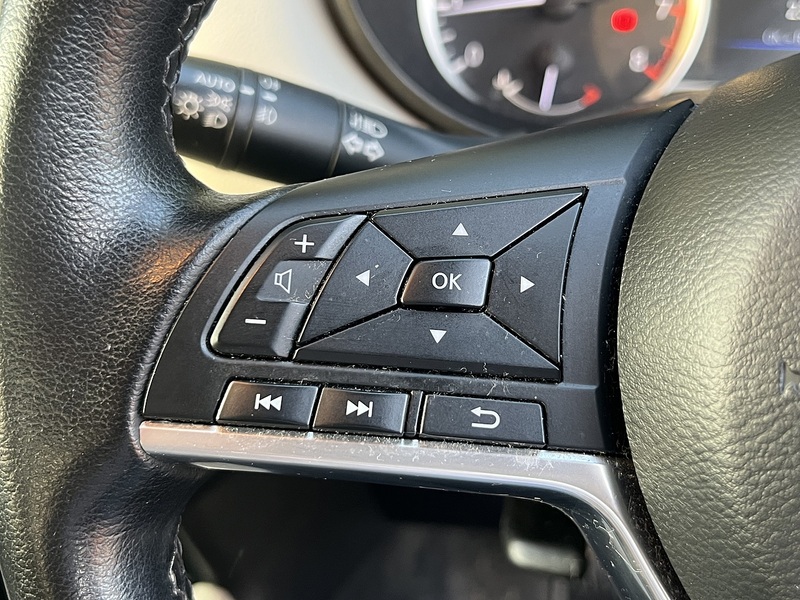 Nissan Micra IG-T Tekna - U12777