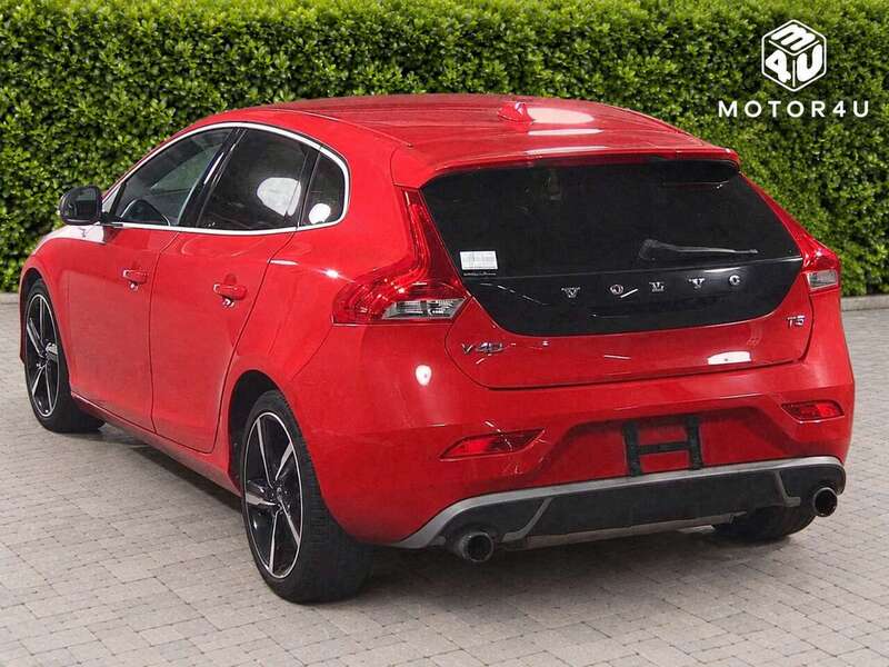 Volvo V40 T5 R-Design - U12782