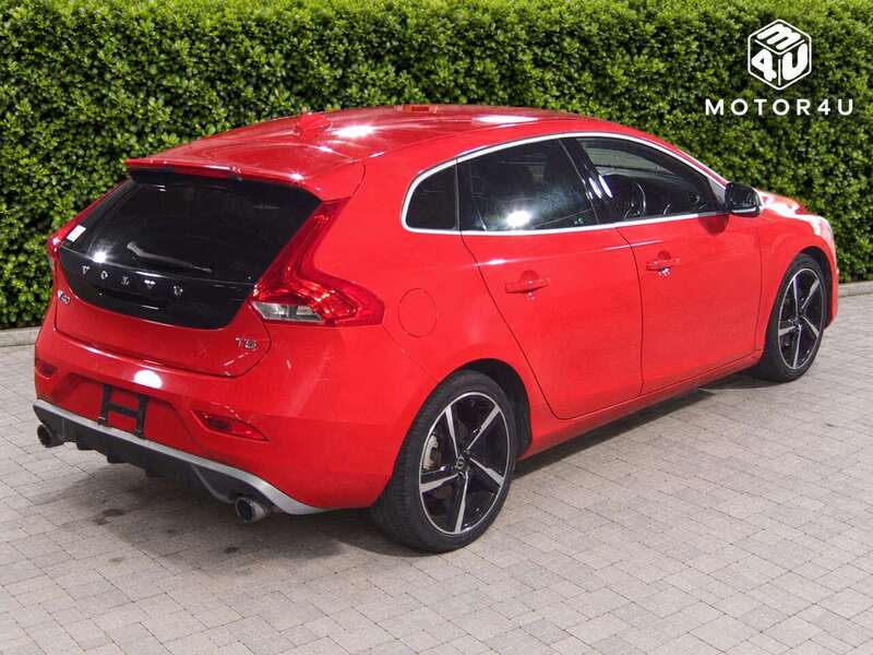Volvo V40 T5 R-Design - U12782