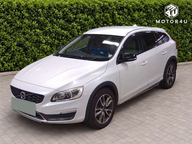 Volvo V60 T5 Cross Country AWD - U12784