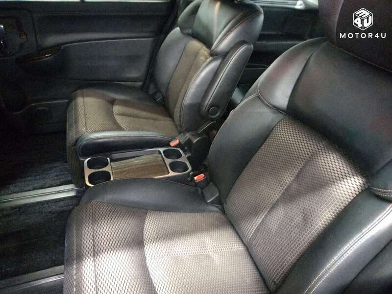 Nissan El Grand 5D 250 Highway Star - U12785