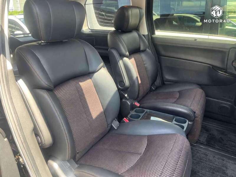 Nissan El Grand 5D 250 Highway Star - U12785