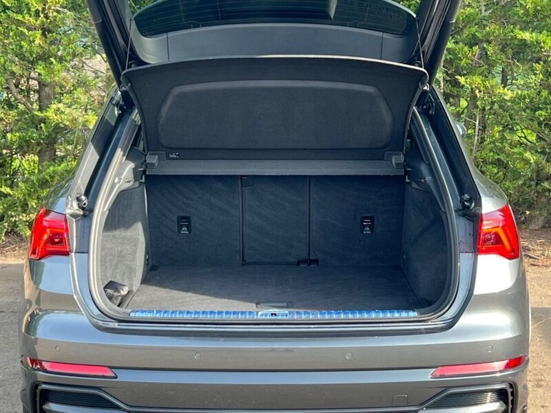 Audi Q3 TFSI CoD Vorsprung - U6949