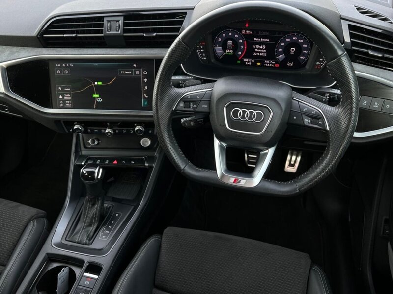 Audi Q3 TFSI CoD Vorsprung - U6949