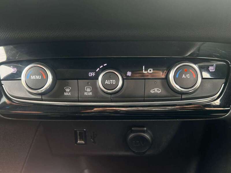 Vauxhall Corsa-e Elite Nav - U7942