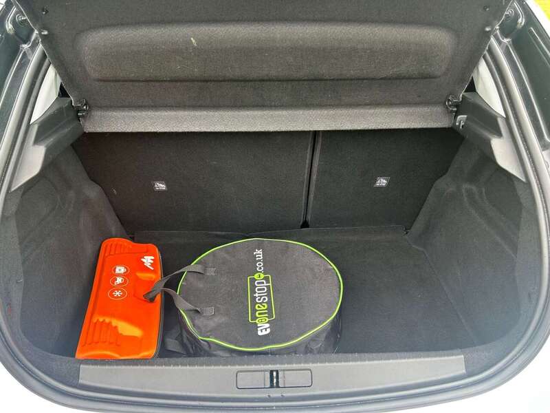 Vauxhall Corsa-e Elite Nav - U7942