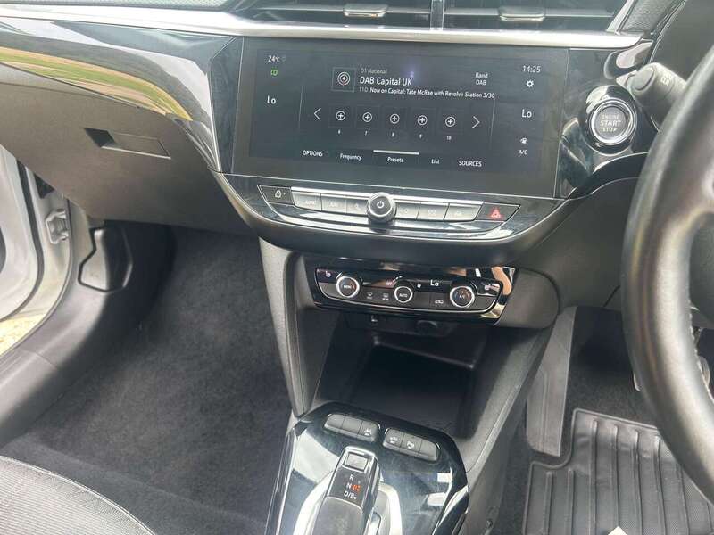 Vauxhall Corsa-e Elite Nav - U7942