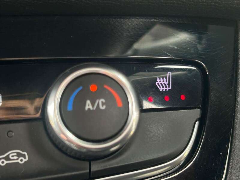 Vauxhall Corsa-e Elite Nav - U7942