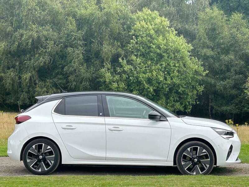 Vauxhall Corsa-e Elite Nav - U7942