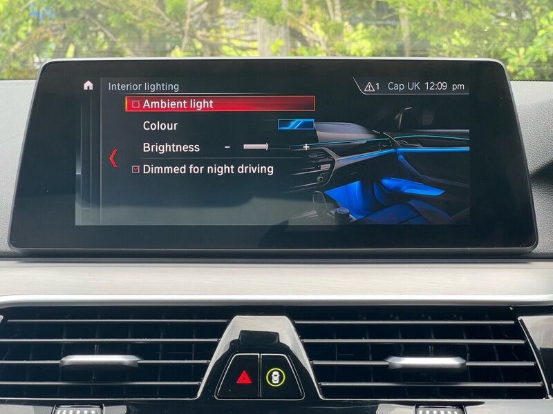 BMW 5 SERIES 2.0 530E SE 4d 249 BHP 1 OWNER FROM NEW|VAT QUALIFYING - U8046