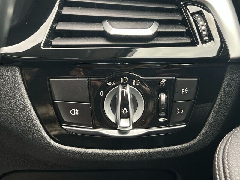 BMW 5 SERIES 2.0 530E SE 4d 249 BHP 1 OWNER FROM NEW|VAT QUALIFYING - U8046