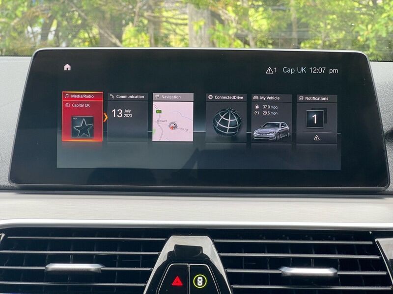 BMW 5 SERIES 2.0 530E SE 4d 249 BHP 1 OWNER FROM NEW|VAT QUALIFYING - U8046