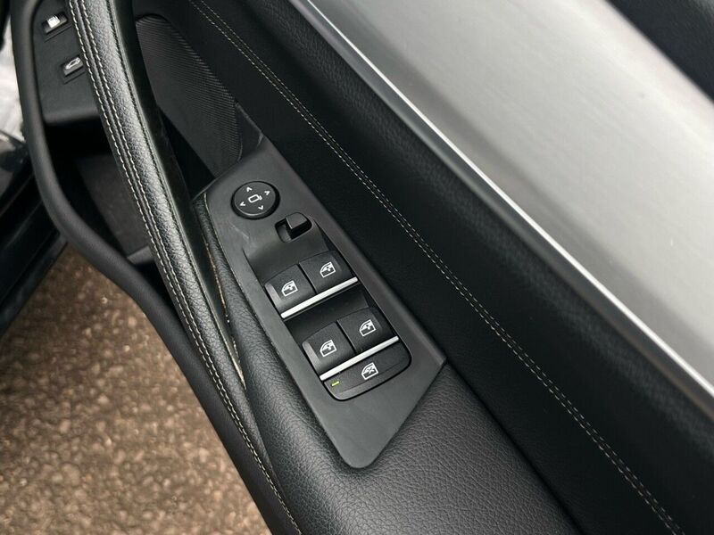 BMW 5 SERIES 2.0 530E SE 4d 249 BHP 1 OWNER FROM NEW|VAT QUALIFYING - U8046