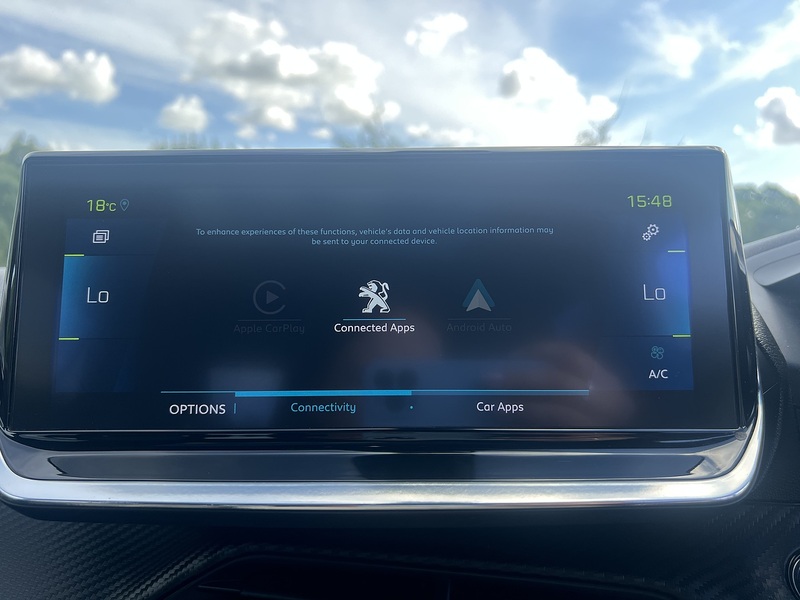 Peugeot e-2008 GT - U8270