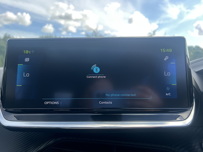 Peugeot e-2008 GT - U8270