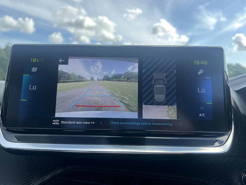 Peugeot e-2008 GT - U8270