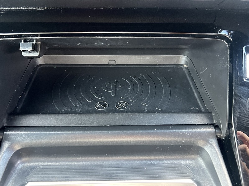 Peugeot e-2008 GT - U8270