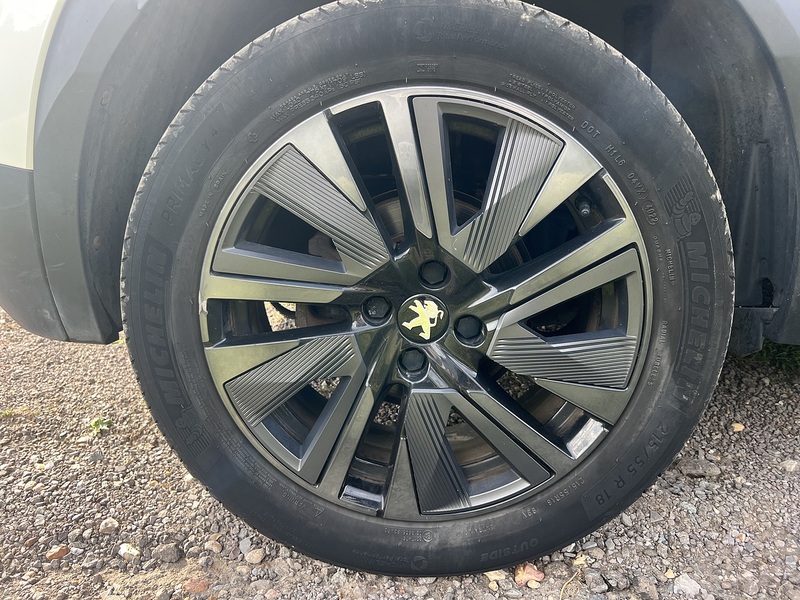 Peugeot e-2008 GT - U8270