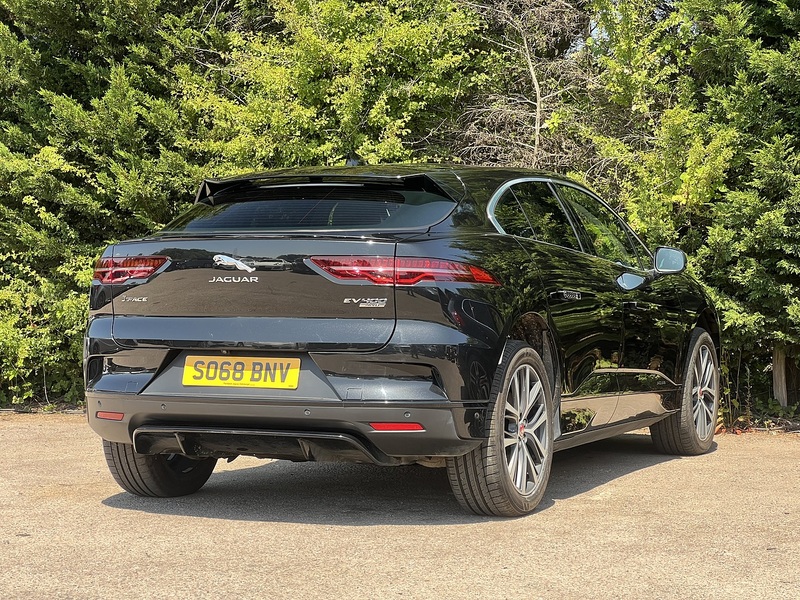 Jaguar I-PACE 400 SE - U8371