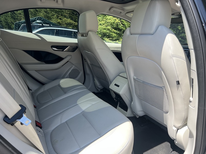 Jaguar I-PACE 400 SE - U8371