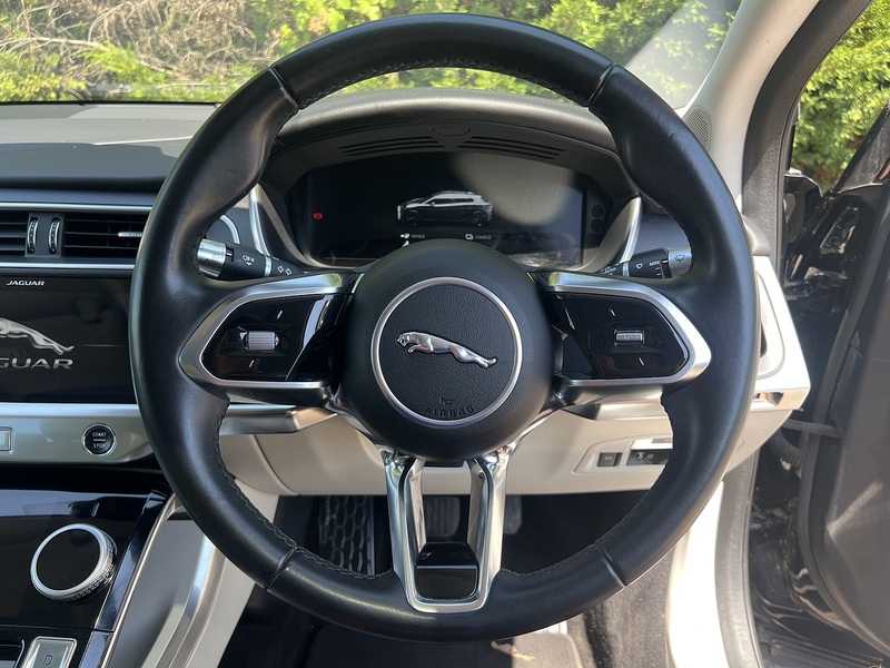 Jaguar I-PACE 400 SE - U8371