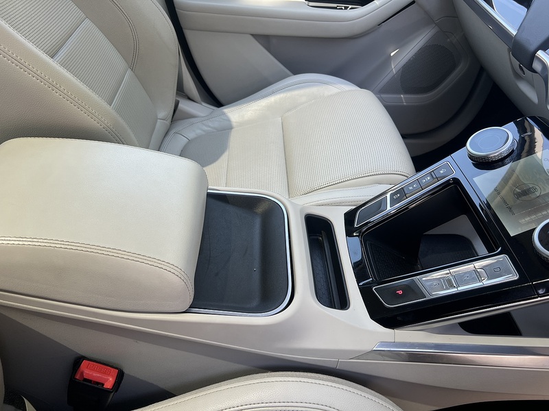 Jaguar I-PACE 400 SE - U8371