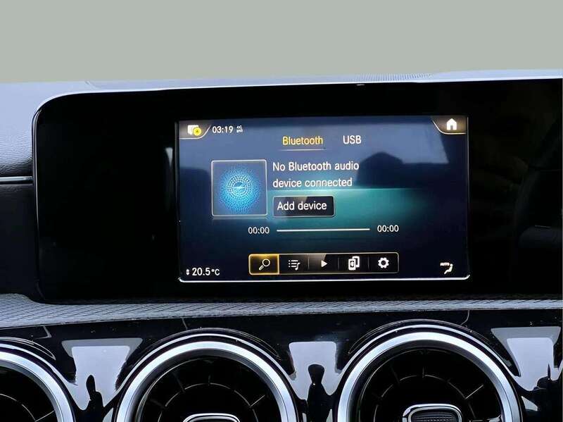MERCEDES-BENZ A-CLASS 1.5 A 180 D SE 5d 114 BHP 1 OWNER FROM NEW|REVERSE CAMERA|NAV - U8941