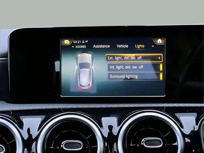 MERCEDES-BENZ A-CLASS 1.5 A 180 D SE 5d 114 BHP 1 OWNER FROM NEW|REVERSE CAMERA|NAV - U8941