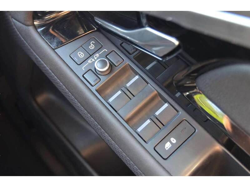 Land Rover Range Rover Evoque 2.0 D150 R-Dynamic S SUV 5dr Diesel Manual FWD Euro 6 (s/s) (150 ps) | PAN - U9030