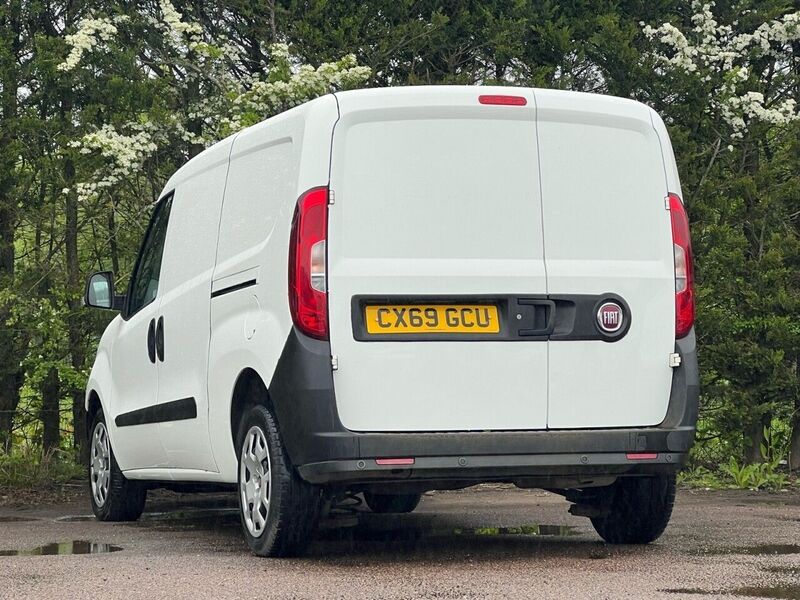 FIAT DOBLO 1.6 16V SX MAXI MULTIJET II 105 BHP 1 OWNER FROM NEW|PARK DISTANCE PANEL VAN Manual Diesel | PARK - U9218