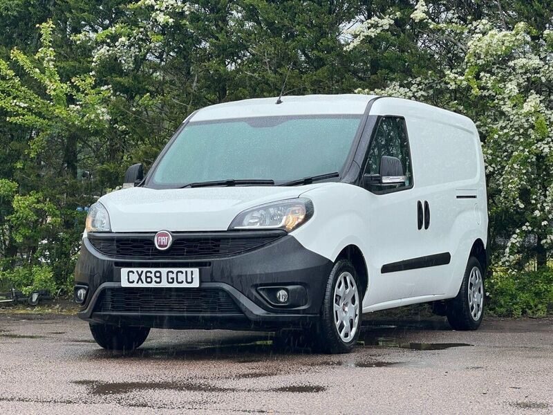 FIAT DOBLO 1.6 16V SX MAXI MULTIJET II 105 BHP 1 OWNER FROM NEW|PARK DISTANCE PANEL VAN Manual Diesel | PARK - U9218