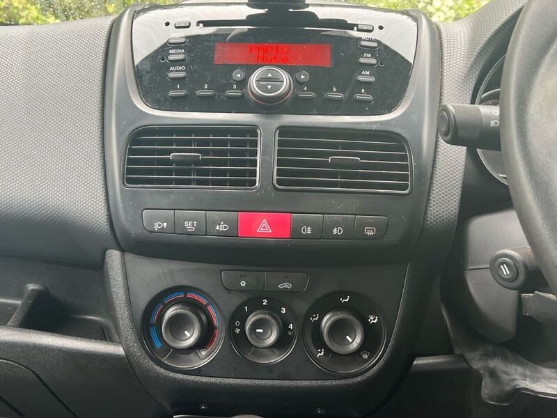 FIAT DOBLO 1.6 16V SX MAXI MULTIJET II 105 BHP 1 OWNER FROM NEW|PARK DISTANCE PANEL VAN Manual Diesel | PARK - U9218