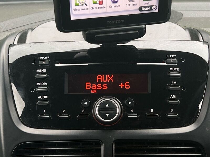 FIAT DOBLO 1.6 16V SX MAXI MULTIJET II 105 BHP 1 OWNER FROM NEW|PARK DISTANCE PANEL VAN Manual Diesel | PARK - U9218