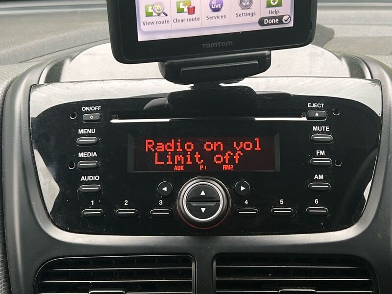 FIAT DOBLO 1.6 16V SX MAXI MULTIJET II 105 BHP 1 OWNER FROM NEW|PARK DISTANCE PANEL VAN Manual Diesel | PARK - U9218