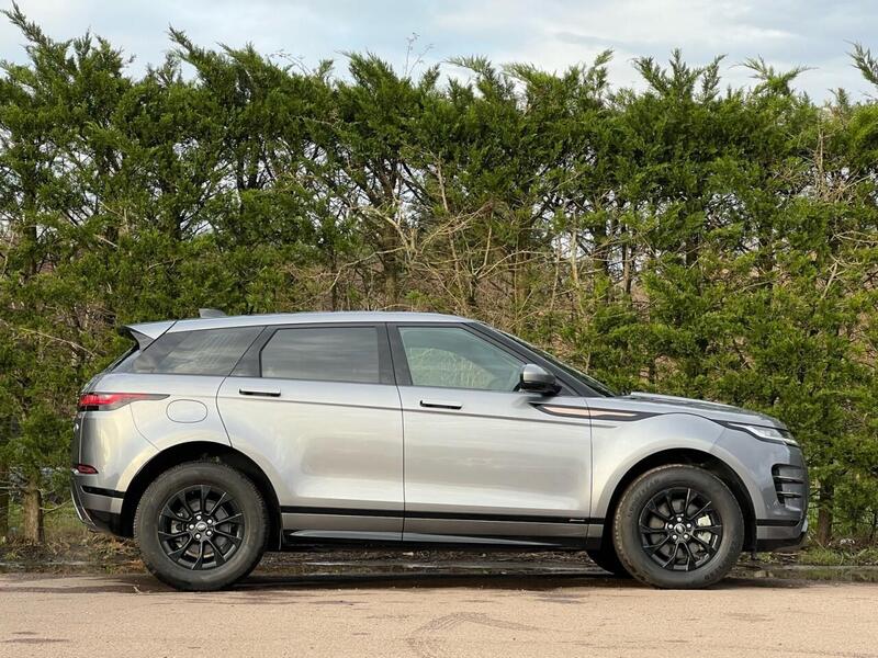 LAND ROVER RANGE ROVER EVOQUE 2.0 R-DYNAMIC MHEV 5d 178 BHP 1 OWNER FROM NEW|VAT QUALIFYING - U9321