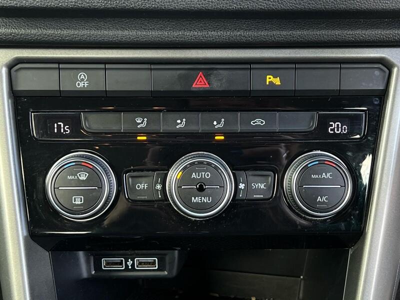 VOLKSWAGEN T-ROC 1.0 SE TSI 5d 114 BHP 1 OWNER FROM NEW|FULL HISTORY - U9349