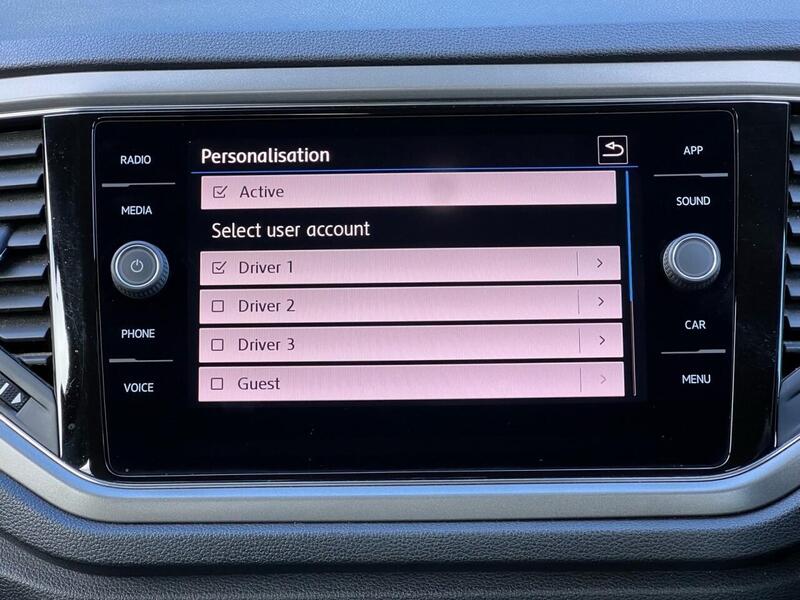 VOLKSWAGEN T-ROC 1.0 SE TSI 5d 114 BHP 1 OWNER FROM NEW|FULL HISTORY - U9349