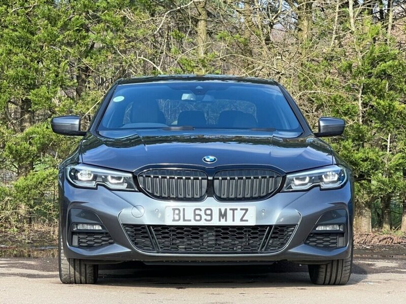 BMW 3 Series 330e M Sport - U9367