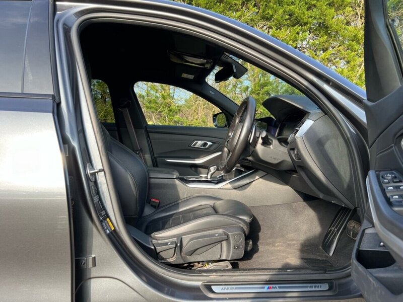 BMW 3 Series 330e M Sport - U9367