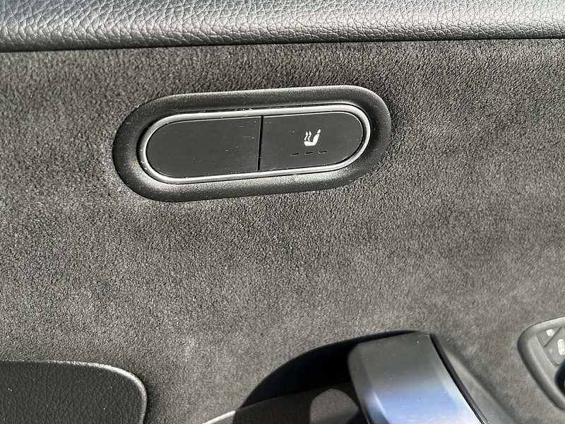 Mercedes-Benz A Class A250e AMG Line - U9381